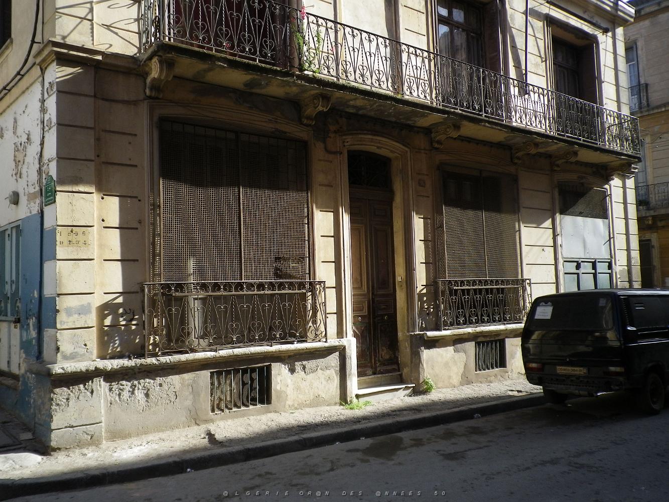 461 maison yves saint-laurent.JPG